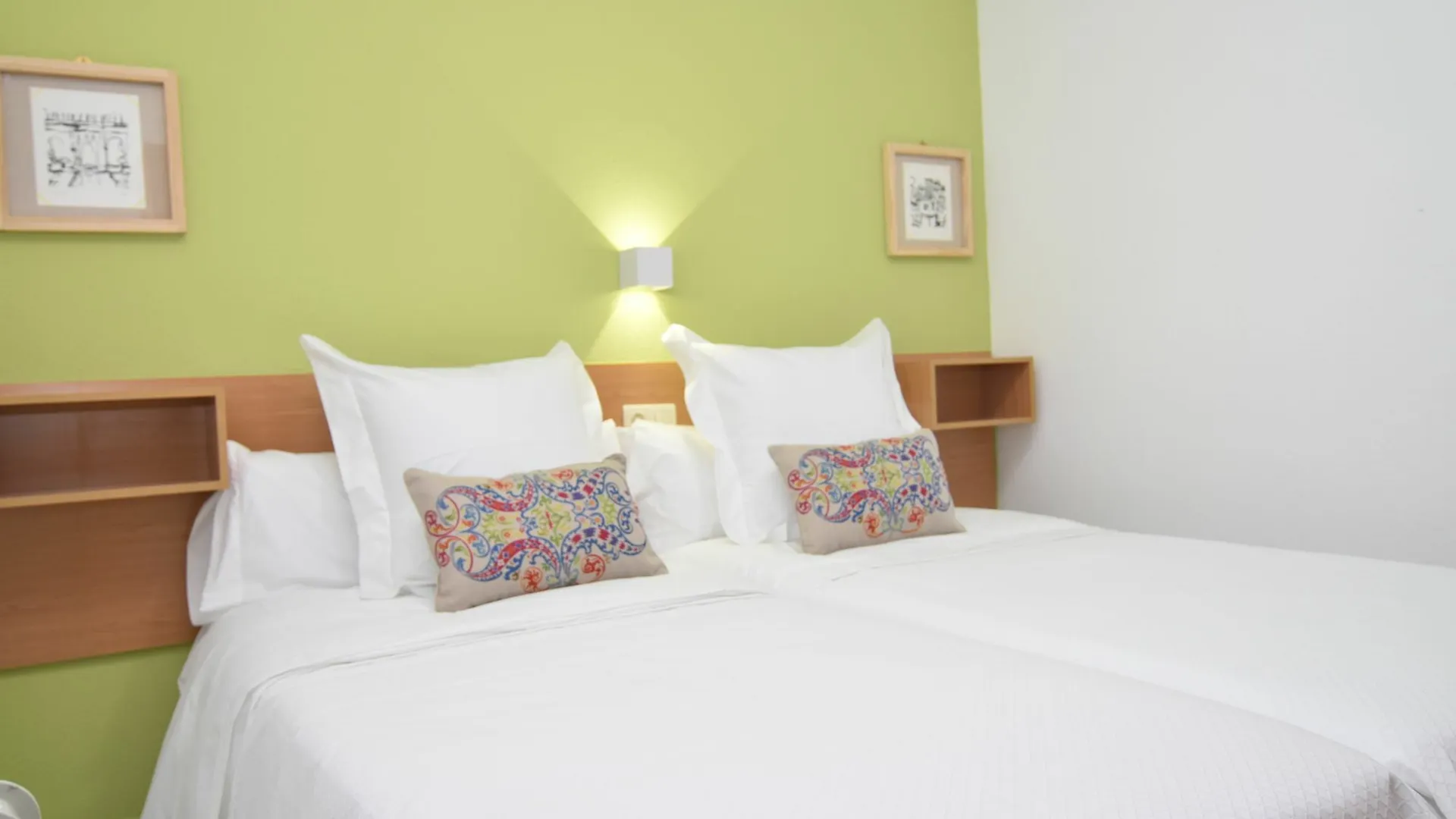 Granada Toro Apartment
